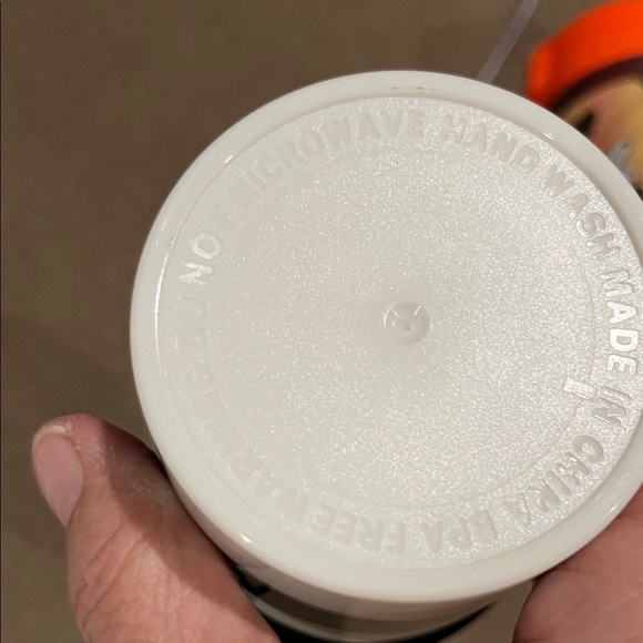 kate spade New York Navy and White Striped Tumbler with Bee 🐝 Motif - Picture 6 of 6